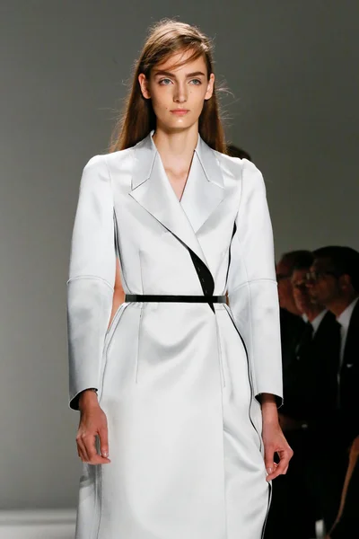 Look 35